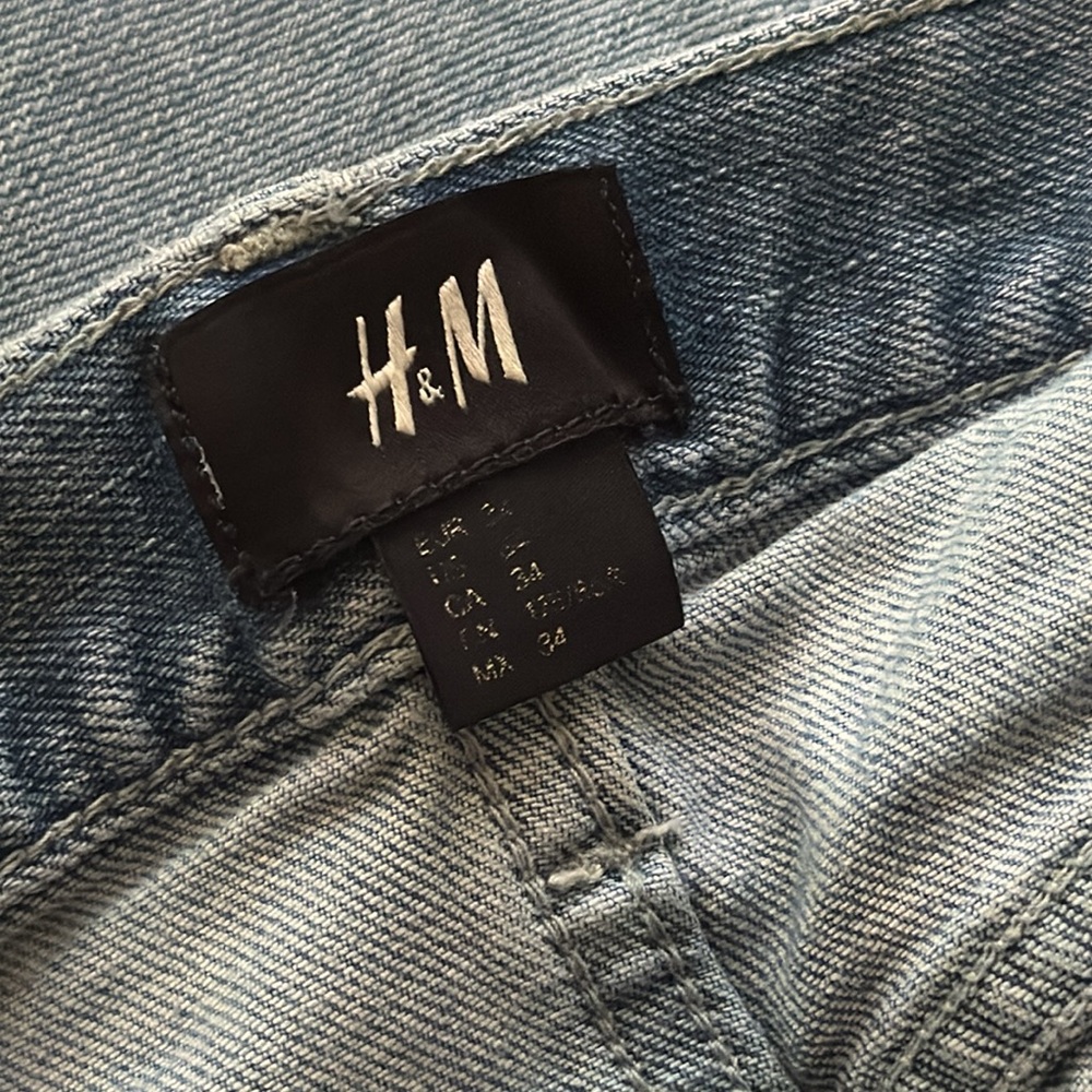 H&M Denim Shorts - Picture 4 of 5